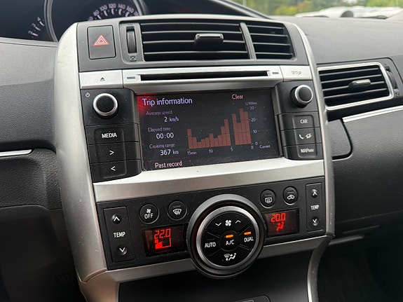 Toyota Verso 16 of 30