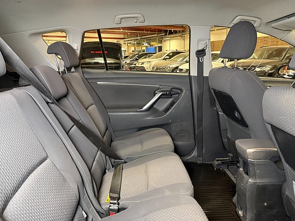 Toyota Verso 28 of 30