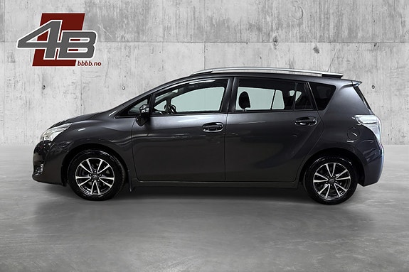 Toyota Verso 8 of 30
