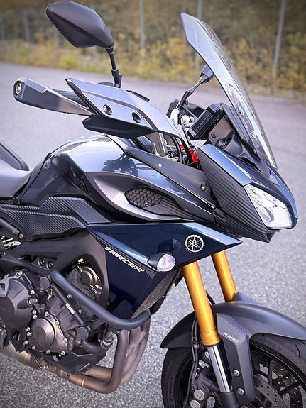 Yamaha MT-09 Tracer 3 of 6