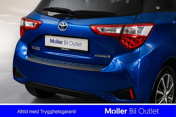 Toyota Yaris 5 of 19
