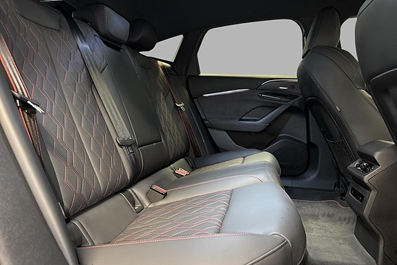 Audi A6 e-tron 17 of 30