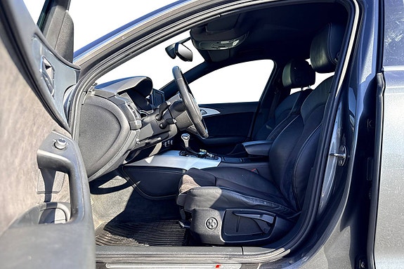 Audi A6 12 of 30