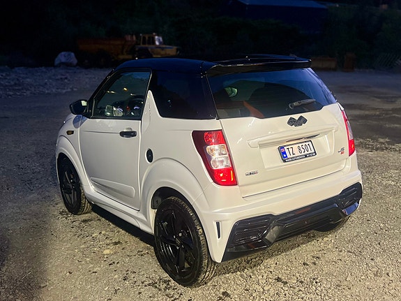 Ligier JS50 Sport ~ Strøken 2024 mod. | CarPlay & Bluetooth | Garasjelagret | Pent kjørt m/kun én eier | Mye ekstrautstyr | Piggdekk 12 of 30