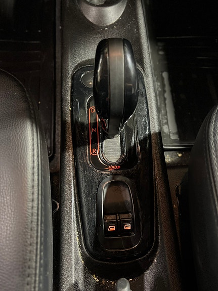 Ligier JS50 Sport ~ Strøken 2024 mod. | CarPlay & Bluetooth | Garasjelagret | Pent kjørt m/kun én eier | Mye ekstrautstyr | Piggdekk 28 of 30