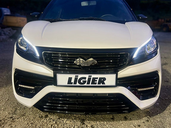Ligier JS50 Sport ~ Strøken 2024 mod. | CarPlay & Bluetooth | Garasjelagret | Pent kjørt m/kun én eier | Mye ekstrautstyr | Piggdekk 5 of 30