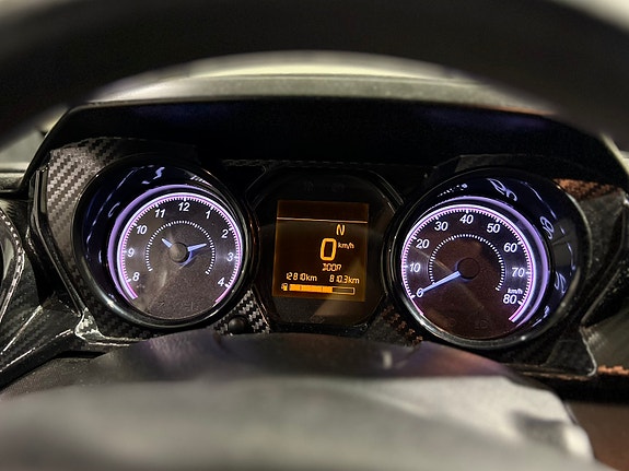 Ligier JS50 Sport ~ Strøken 2024 mod. | CarPlay & Bluetooth | Garasjelagret | Pent kjørt m/kun én eier | Mye ekstrautstyr | Piggdekk 29 of 30