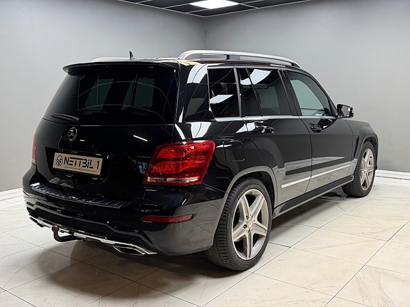 Mercedes-Benz GLK200 12 of 30
