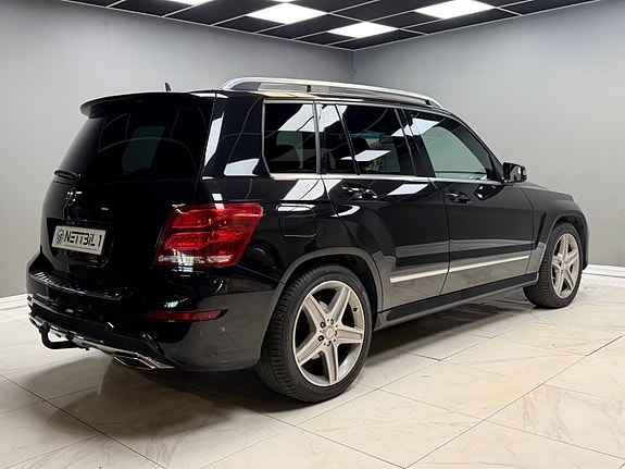 Mercedes-Benz GLK200 23 of 30