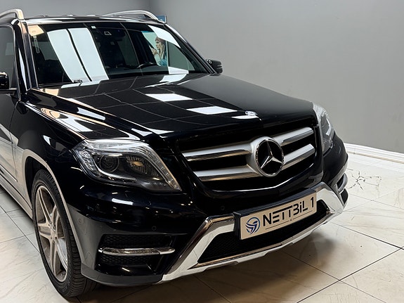 Mercedes-Benz GLK200 25 of 30