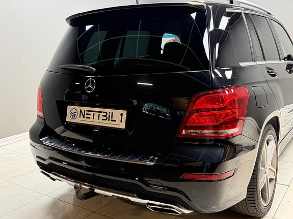 Mercedes-Benz GLK200 13 of 30