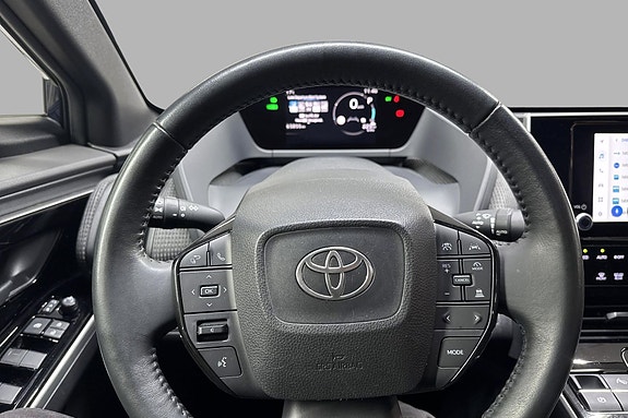Toyota bZ4X 12 of 24