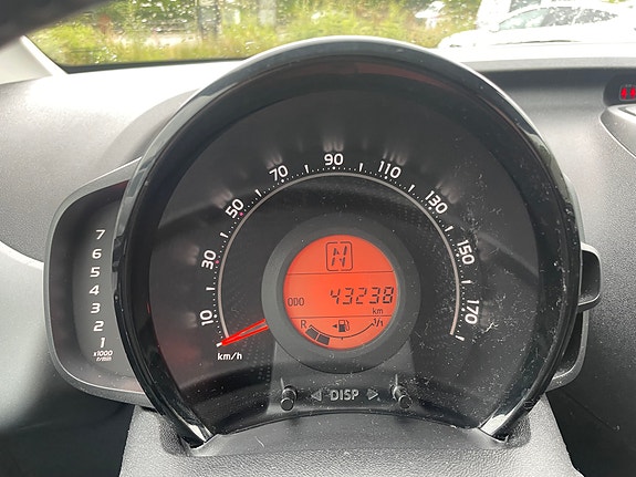 Toyota Aygo 11 of 19