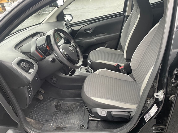 Toyota Aygo 9 of 19