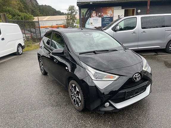 Toyota Aygo 3 of 19