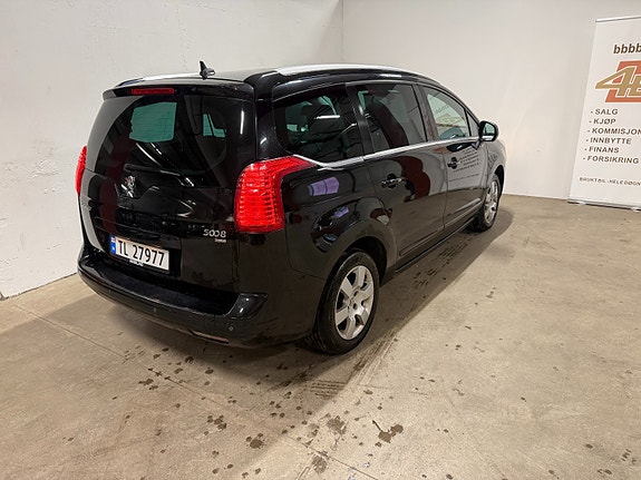 Peugeot 5008 10 of 30