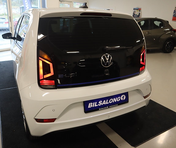 Volkswagen UP! 8 of 30