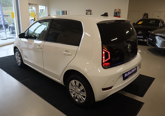Volkswagen UP! 6 of 30