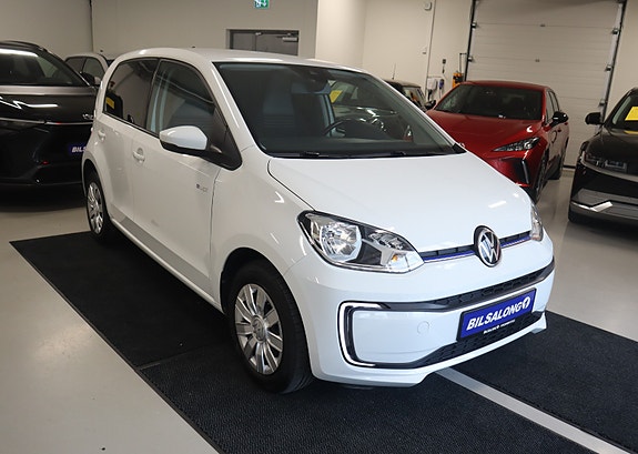 Volkswagen UP! 3 of 30