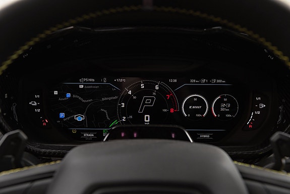 Lamborghini Urus 27 of 30