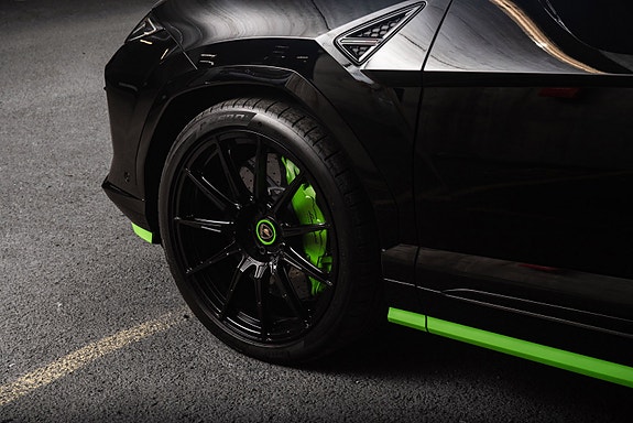 Lamborghini Urus 18 of 30