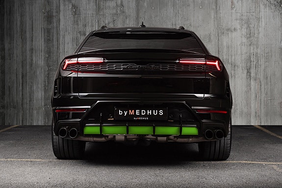 Lamborghini Urus 12 of 30