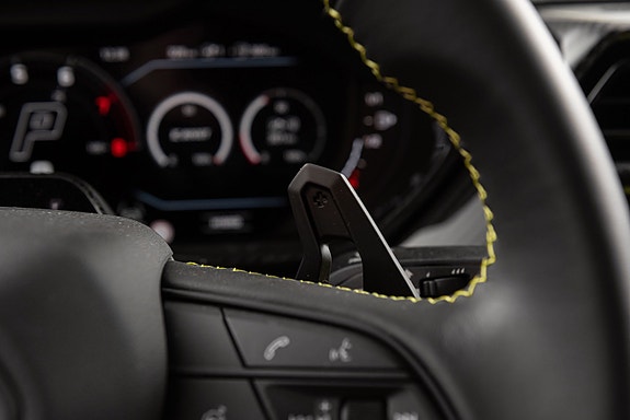 Lamborghini Urus 26 of 30