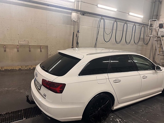 Audi A6 6 of 23