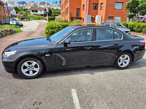 BMW 520d 4 of 30