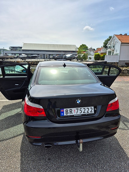 BMW 520d 30 of 30