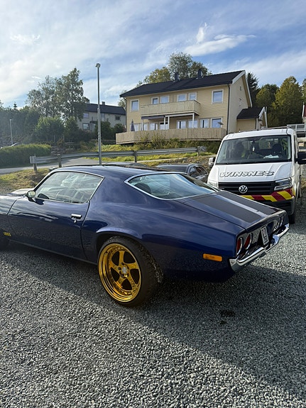 Chevrolet Camaro 11 of 15