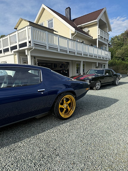 Chevrolet Camaro 13 of 15