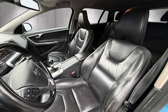 Volvo V60 16 of 21