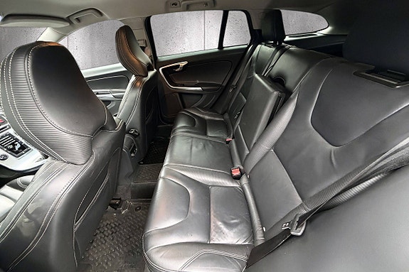Volvo V60 19 of 21
