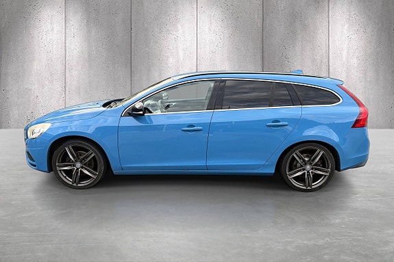 Volvo V60 4 of 21
