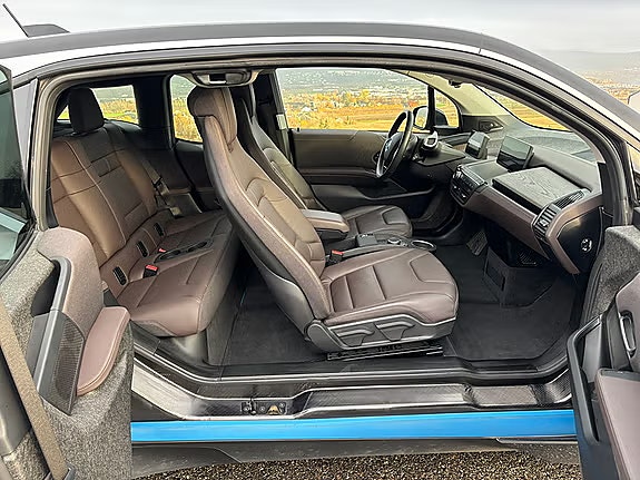 BMW i3 10 of 24