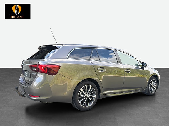 Toyota Avensis 5 of 30