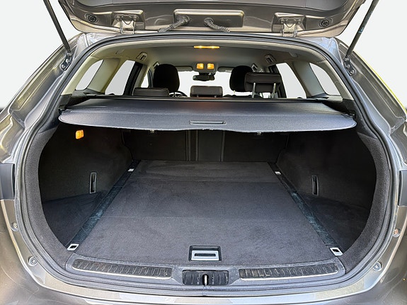 Toyota Avensis 10 of 30