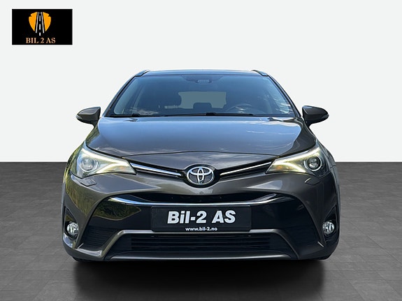Toyota Avensis 8 of 30