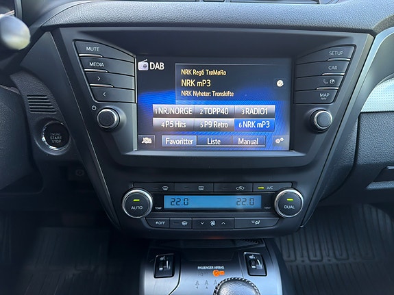 Toyota Avensis 22 of 30