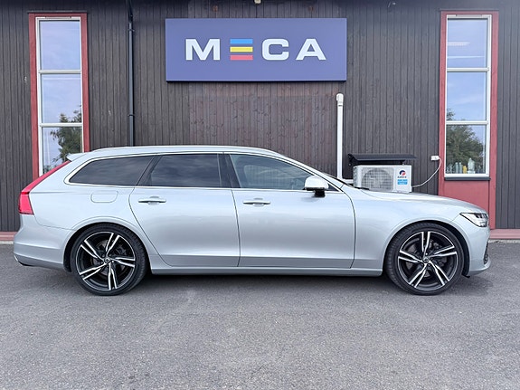 Volvo V90 12 of 30