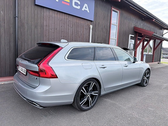 Volvo V90 11 of 30
