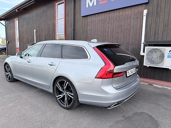 Volvo V90 7 of 30