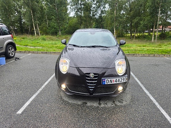 Alfa Romeo MiTo 3 of 15