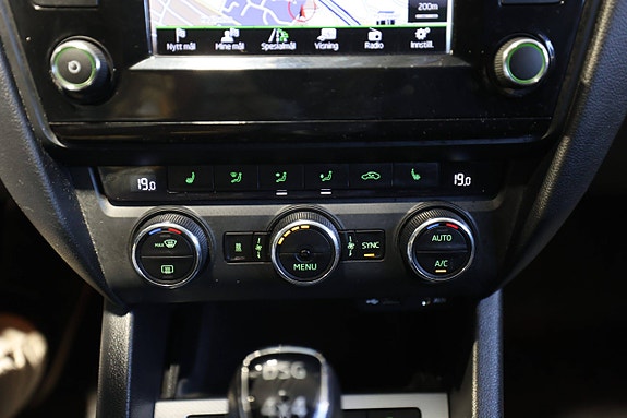 Skoda Octavia 24 of 30