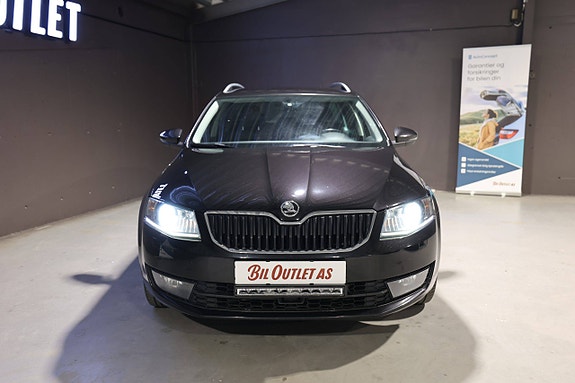 Skoda Octavia 2 of 30