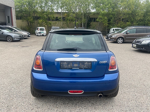 MINI Cooper 7 of 30