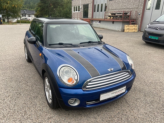 MINI Cooper 16 of 30