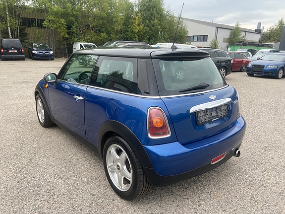 MINI Cooper 6 of 30