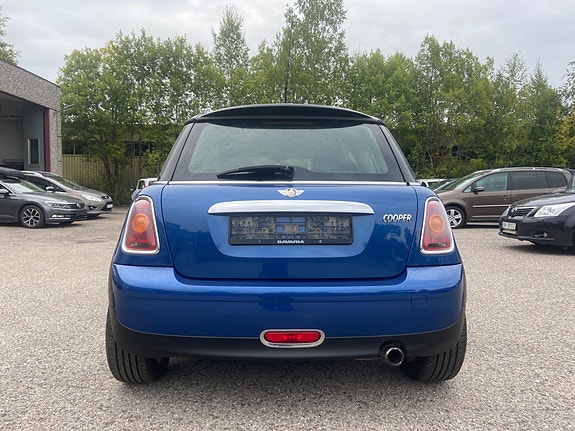 MINI Cooper 8 of 30